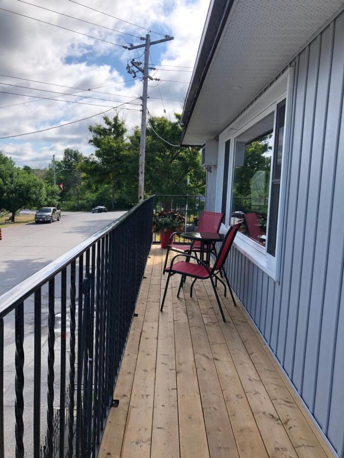 New Rockland Motel Bobcaygeon Esterno foto